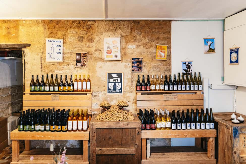 Cheese & Wine Tasting in Montmartre with Local Cheesemonger - Your 8-Cheese and 5-Wine Flight: What You’ll Learn While You Taste