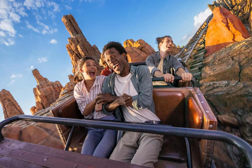 Disneyland® Paris Tickets and Shuttle Transport - Rules on the bus: small restrictions that affect packing