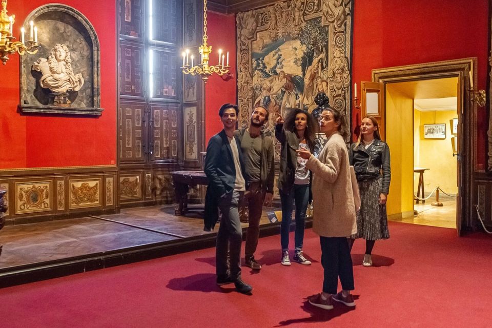 Fontainebleau & Vaux-le-Vicomte Châteaux Day Tour from Paris - Lunch Reality Check: Where You’ll Eat (and When It Might Be Busy)