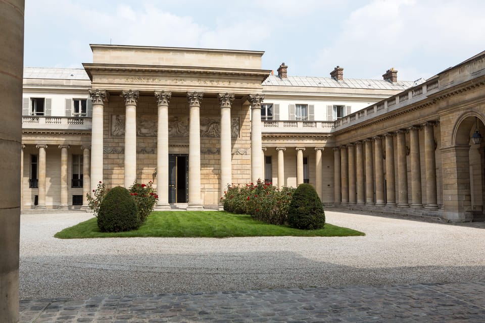 Freemason; myths and revelation of a secret organization - Saint-Germain and Palais Bourbon: reading Paris through Masonic traces
