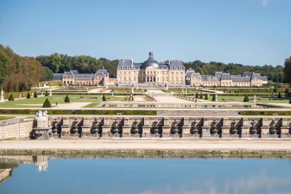 From Paris: Chateau de Fontainebleau & Vaux-Le-Vicomte Tour - How long you’ll really be walking (and how to plan your priorities)