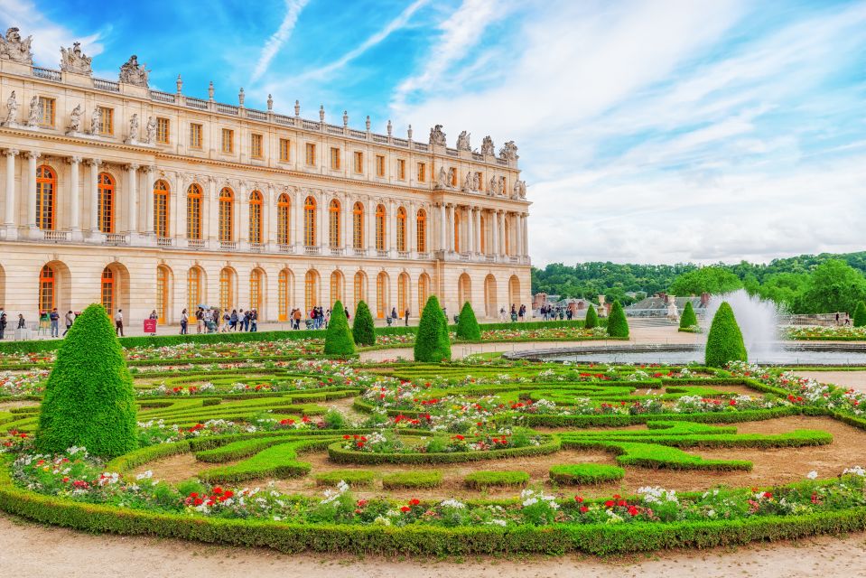 From Paris: Giverny and Versailles Palace Guided Day Trip - Giverny and Monet’s World: Why the App-Style Visit Works