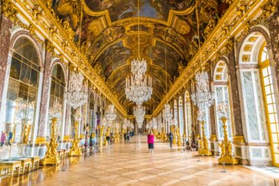 From Paris: Giverny and Versailles Palace Guided Day Trip - The Long-Coach Day: Transfers, Schedule, and How Not to Miss the Bus