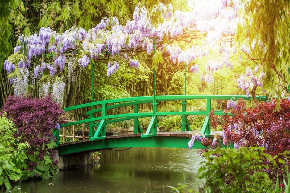 From Paris: Giverny and Versailles Palace Guided Day Trip - FAQ