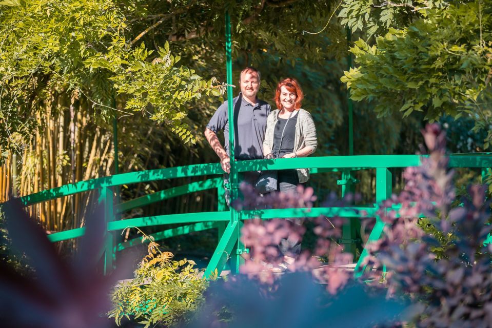 From Paris: Guided Day Trip to Monet's Garden in Giverny - Meeting point and the Paris-to-Giverny rhythm