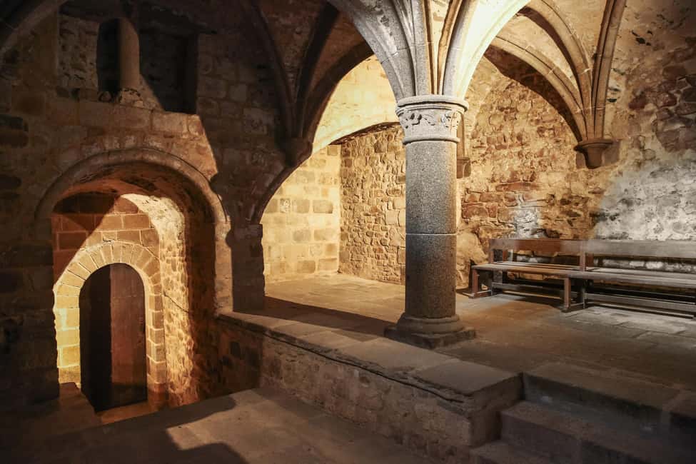 From Paris: Mont Saint-Michel Tour with Hotel Pickup Service - Should You Book This Mont Saint-Michel Tour From Paris?