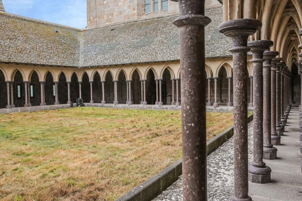 From Paris: Mont Saint-Michel Tour with Hotel Pickup Service - Who This Tour Fits Best (and Who Should Rethink It)