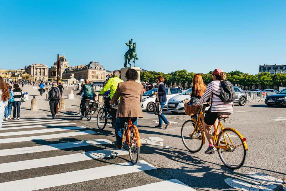 From Paris: Skip-the-Line Palace of Versailles Bike Tour - Royal gardens and fountains: the “secret” feeling in plain sight