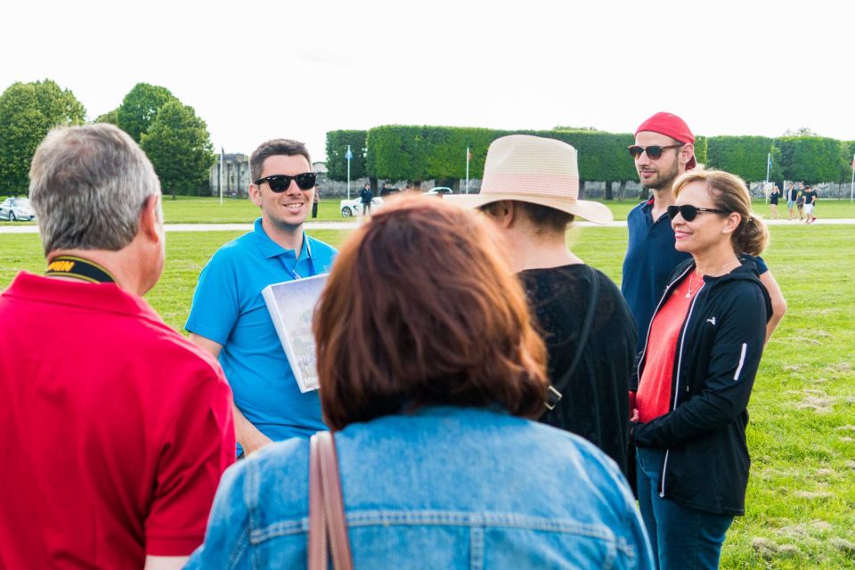 From Paris: Small-Group Loire Valley Castles Full-Day Tour - Château de Chenonceau: River Arches, Flower Gardens, and Court-Life Clues