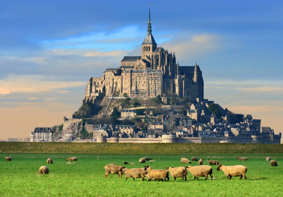 From Paris: Small-Group Mont St Michel Tour & Cider Tasting - Abbaye du Mont Saint-Michel: what the audio guide changes