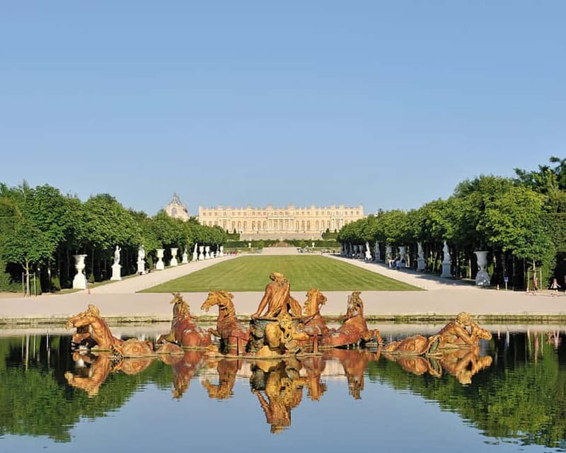 From Paris: Versailles Palace and Gardens with Transfer - Gardens and water features by André Le Nôtre: your self-paced wandering plan