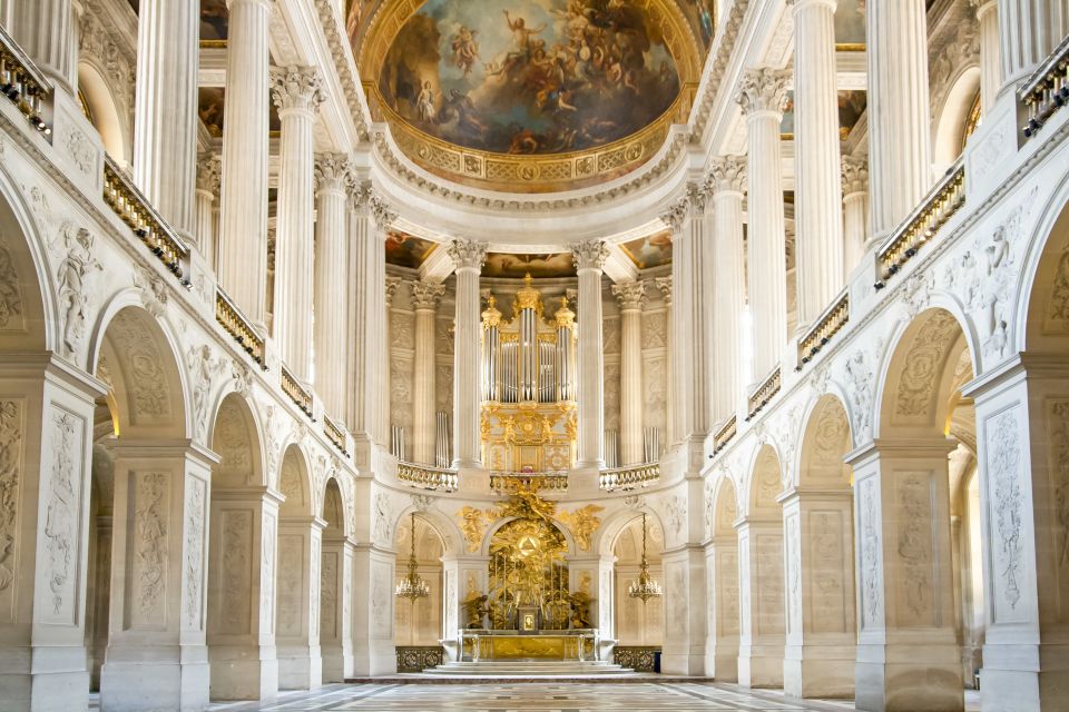 From Paris: Versailles Palace Self Guided & Gardens tickets - Audio guide strategy: how to listen without missing the room