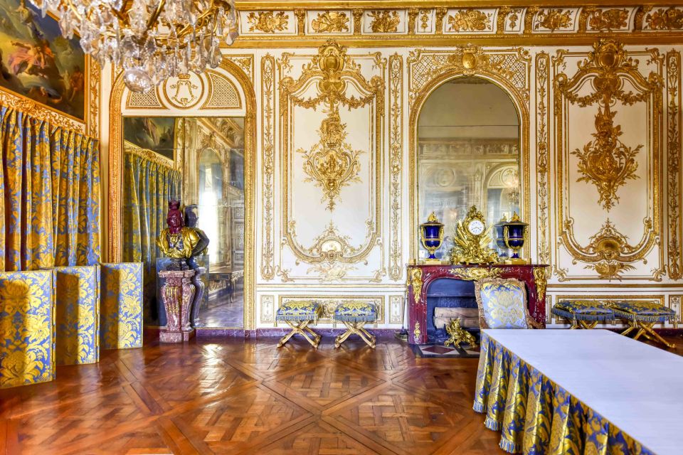 From Paris: Versailles Palace Self Guided & Gardens tickets - Musical Garden or Fountain Show: why this option can change the vibe