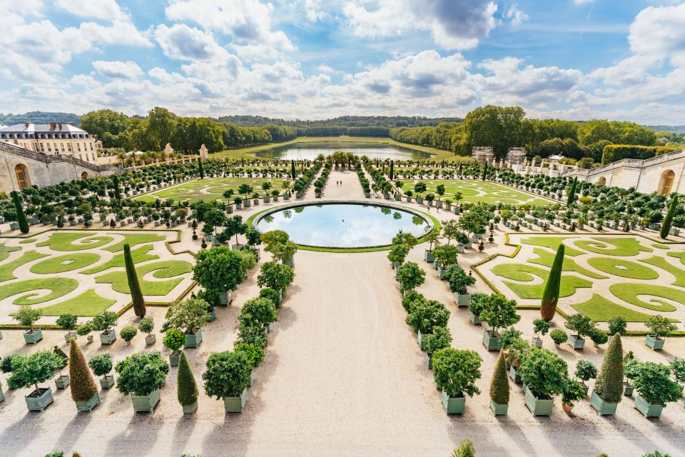 From Paris: Versailles Skip-the-Line Tour & Gardens Access - How the Tour Moves After the Palace: Gardens Time That Needs Shoes