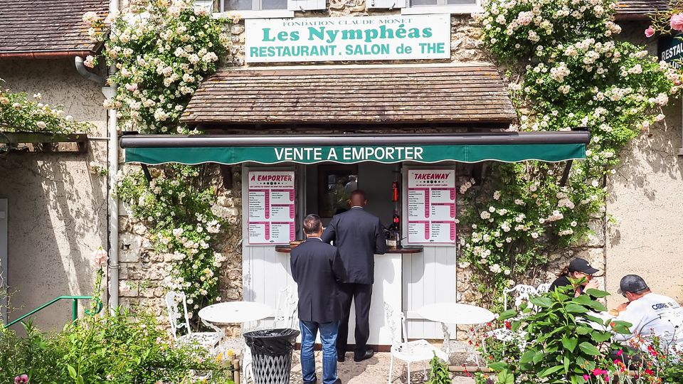 Giverny: Monet's House and Gardens Guided Tour - Why a guided Monet visit beats wandering solo
