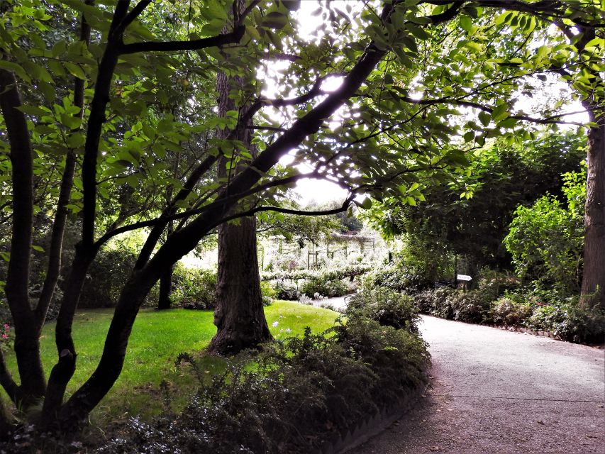 Giverny: Monet’s House and Gardens Skip-the-Line Tour - Group pacing: Getting the story without losing your own pace