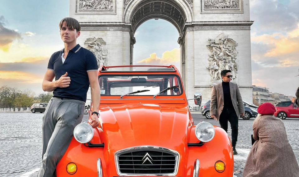 Guided Tour of Paris in Classic Convertible - Price, private group size, and what makes this good value