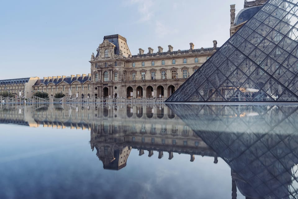 Louvre & Mona Lisa Small Group Tour with Reserved Entry - Other highlights you’ll likely route through (and why they work in 3 hours)