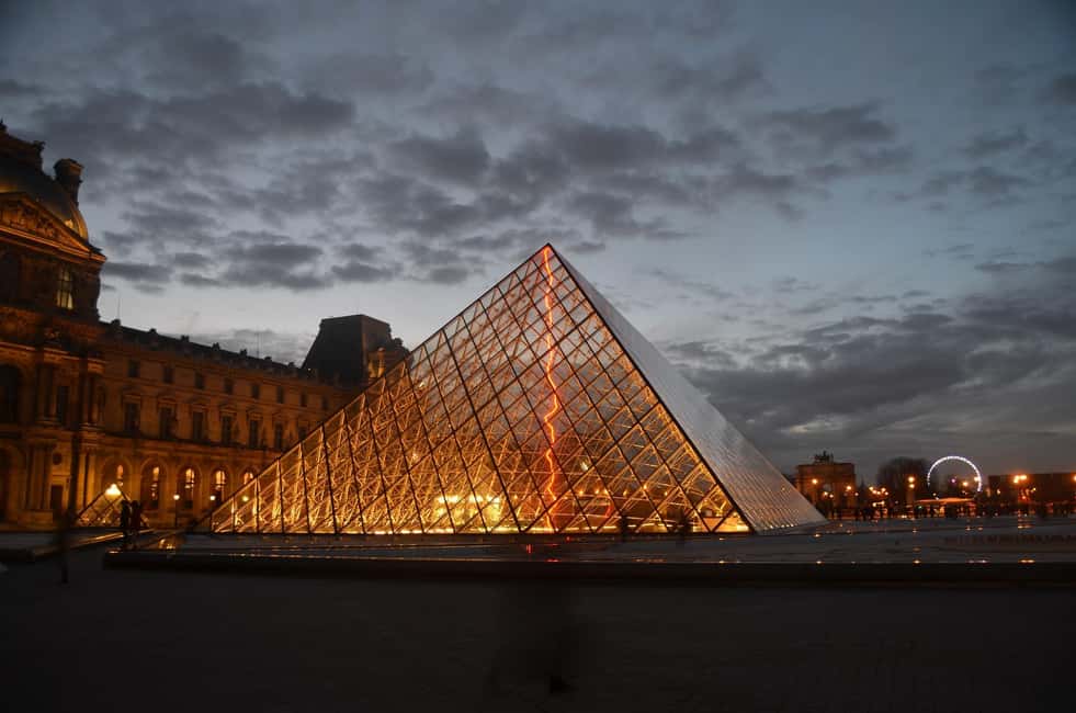 Louvre Museum Timed Entrance Ticket with Audio Guide - WhatsApp tickets: how to make arrival smooth