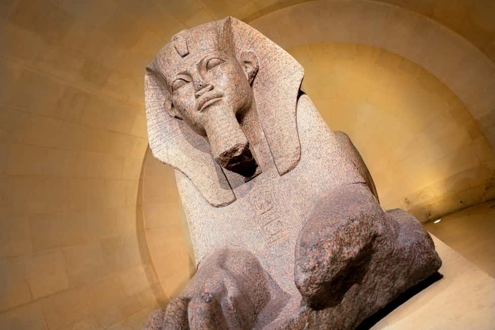 Mona Lisa & Treasures: 6-people Max Louvre Experience - Your Guide Turns Famous Art Into Real Meaning