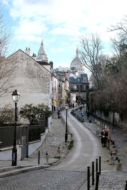 Montmartre for Art Lovers - Walking tour with Expert Guide - Your Sketch Session: Drawing From the Same Perspective as the Artist