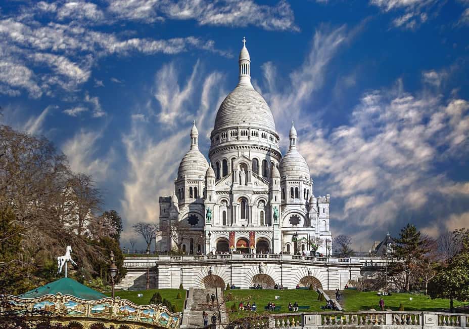 Montmartre Walking Tour with a Local Guide - Moulin de la Galette, Dalida, and La Maison Rose: art vibes in plain sight