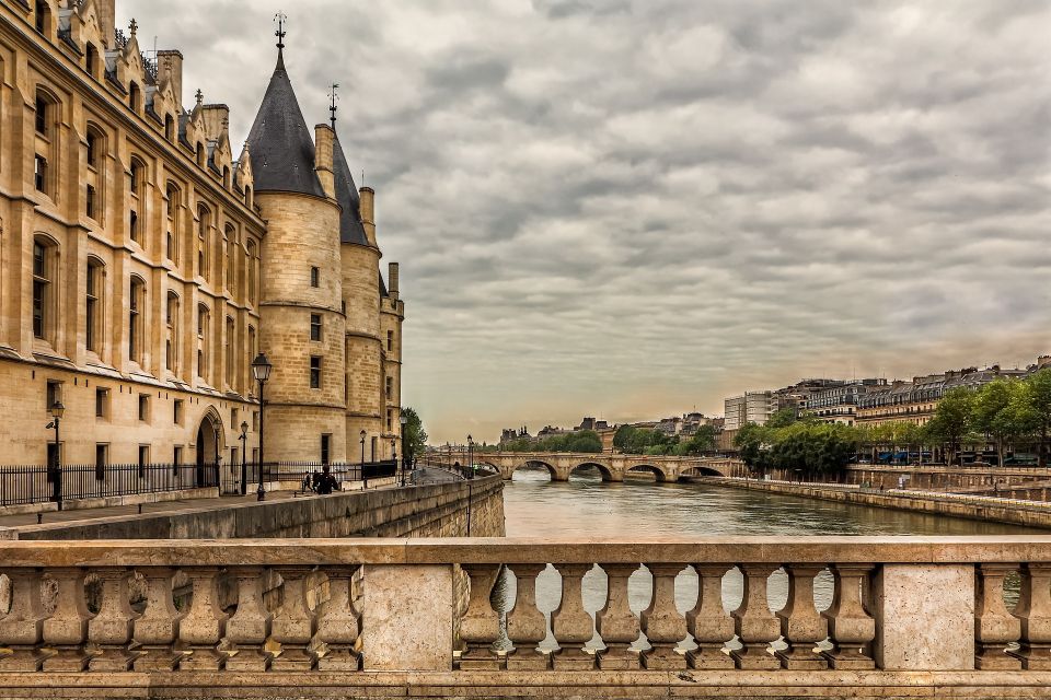 Notre-Dame Cathedral Private tour - Key things you’ll notice on this Notre-Dame private tour