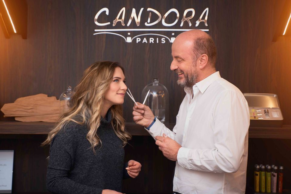 Paris: 2-Hour Perfume Creation Workshop - The start of class: a quiz that gets your nose ready