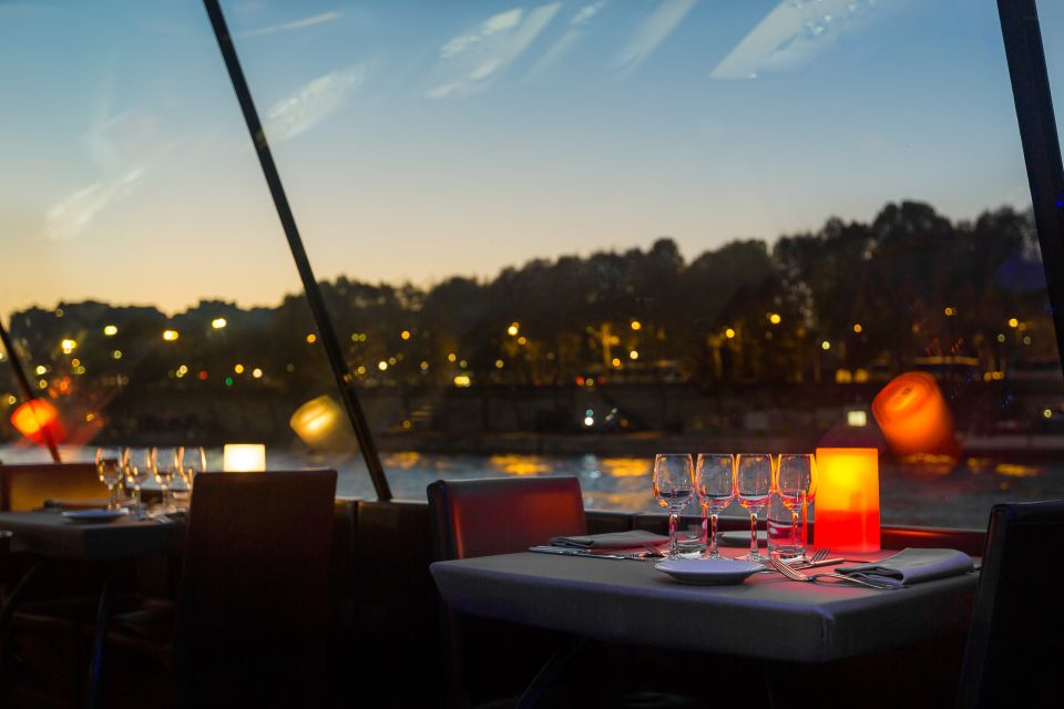 Paris: 3-Course-Dinner Cruise with Wine on the Seine River - Comfort, onboard setup, and small practical notes that save the night