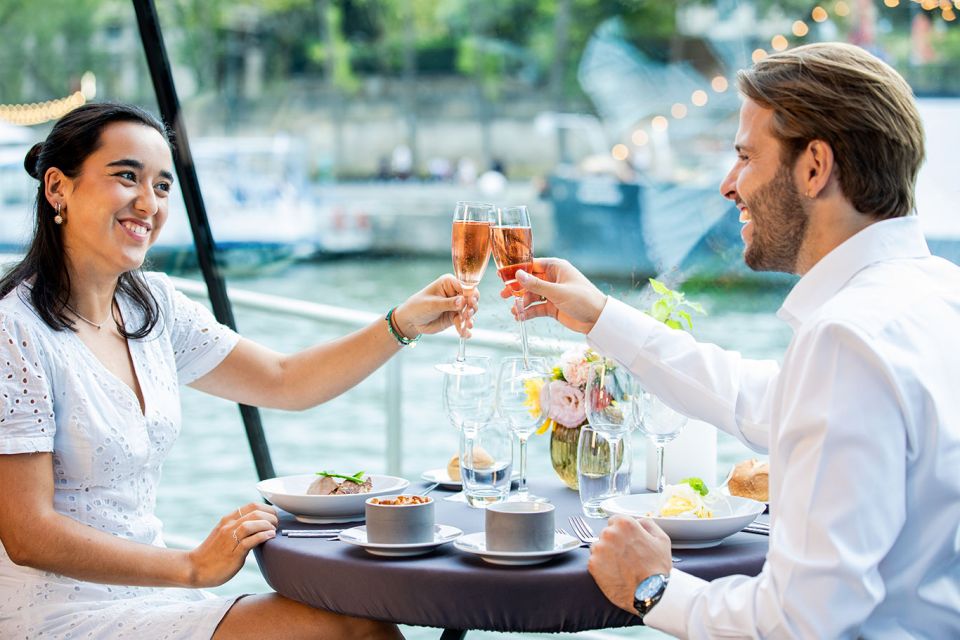 Paris: 3-Course-Dinner Cruise with Wine on the Seine River - Wine, champagne upgrades, and the portion reality check
