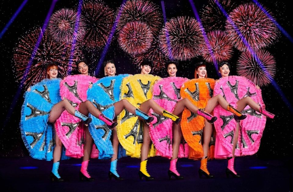 Paris: 3-Course Dinner & Show at Paradis Latin Cabaret - Drinks included: part of the budget value, part of the evening flow