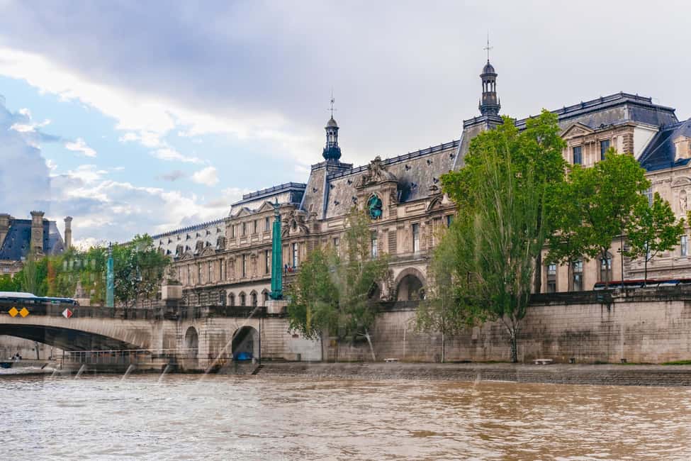 Paris: 3-Course Italian Meal Seine Cruise - Price and Value: Is $69 Worth It?