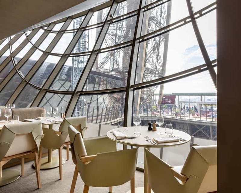 Paris: 3-Course Lunch at Eiffel Tower's Madame Brasserie - Service and the Small-Group Feel (up to 10 people)