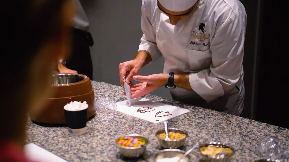 Paris: 45-minute Chocolate Making Workshop at Choco-Story - Chocolate Bar Workshop at Choco-Story: What You Actually Do