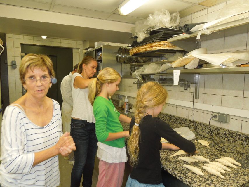 Paris: Behind the Scenes Bakery Tour with Breakfast - Behind the Ovens: Seeing a Working Parisian Bakery