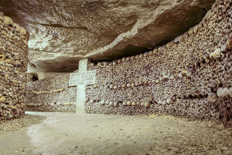 Paris: Catacombs Restricted Access Tour - Price check: is $187 per person good value?