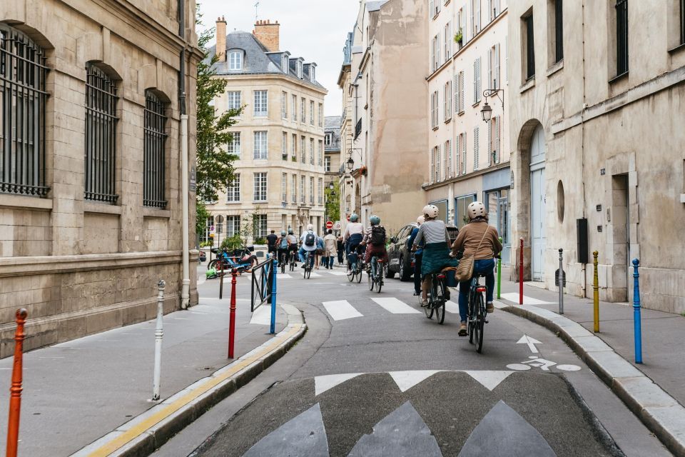 Paris: Charming Nooks and Crannies Bike Tour - The “starter course” of Paris, by bicycle