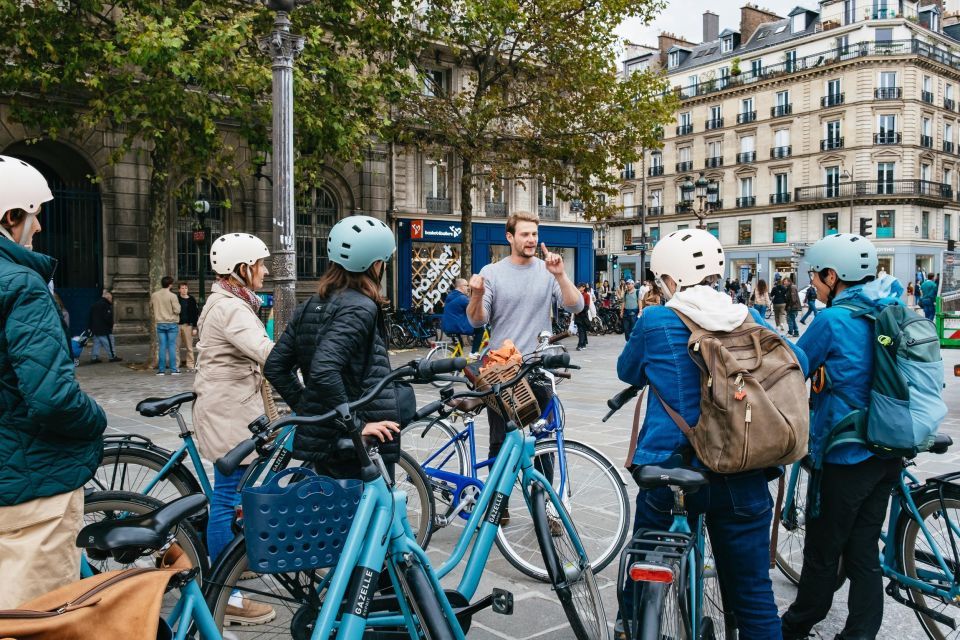 Paris: Charming Nooks and Crannies Bike Tour - Entering the Marais: medieval streets and real community history