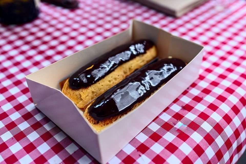 Paris: Chocolate and Pastry Tour with Tastings - Éclair Tasting: The Classic You Can Actually Compare