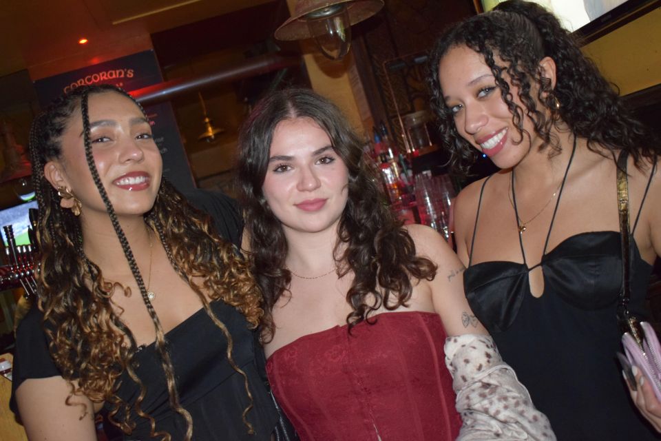 Paris: City Center Guided Pub Crawl with Shots & Club Entry - Key points before you go