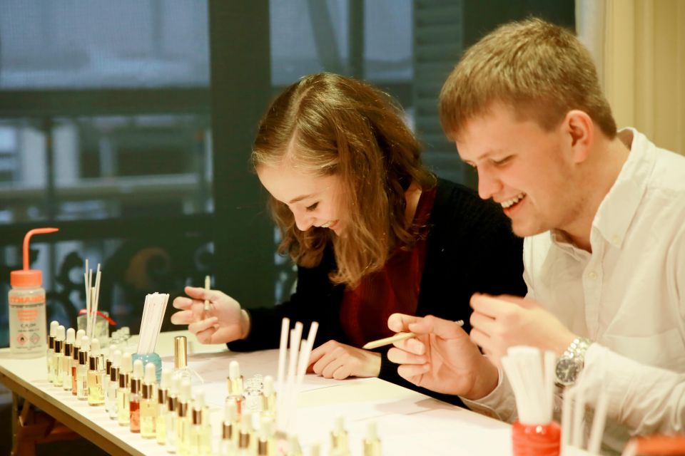 Paris: Create your Signature Scent Perfume Workshop - Choosing, bottling, and taking home your 50 ml signature scent