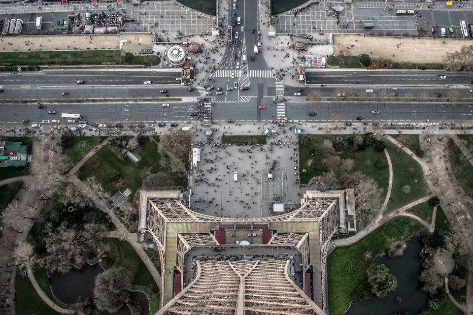 Paris: Eiffel Tower Access and Seine River Cruise - Where the Experience Can Feel Less Perfect