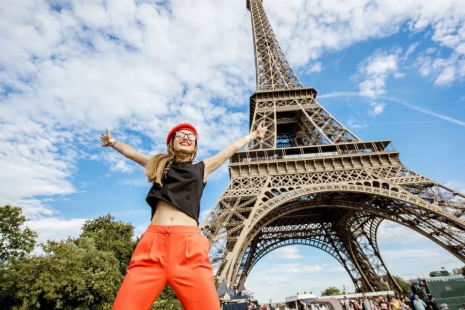 Paris: Eiffel Tower, Hop-On Hop-Off Bus, Seine River Cruise - Should You Book It?
