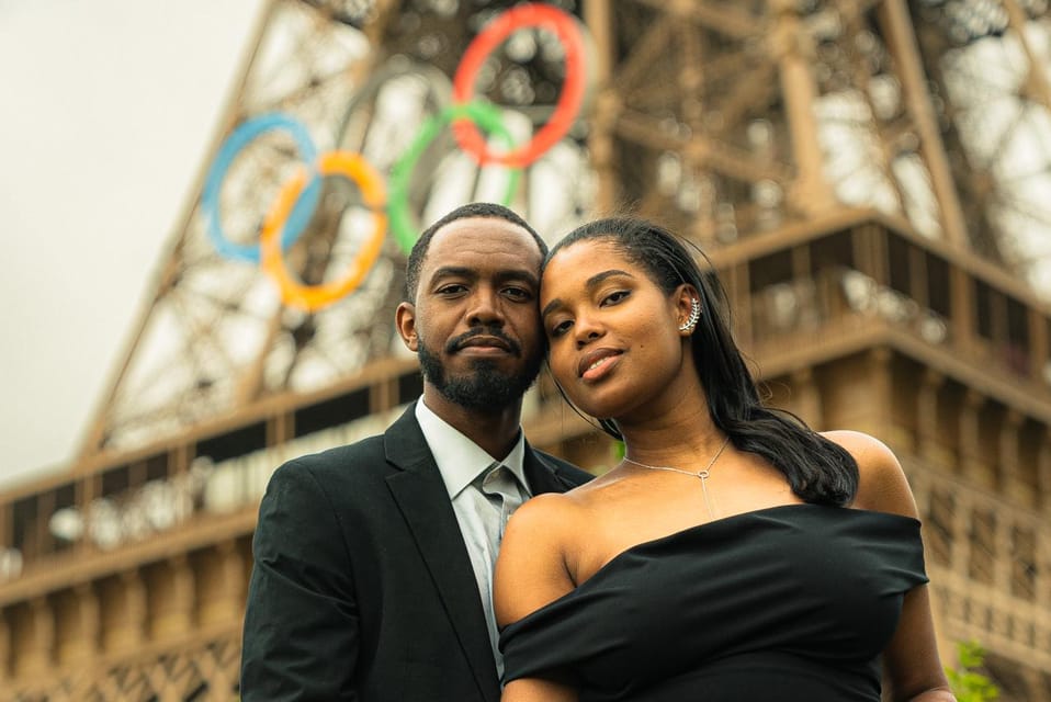 Paris: Eiffel Tower & Louvre Private Photoshoot - Price and value for a Paris photo session