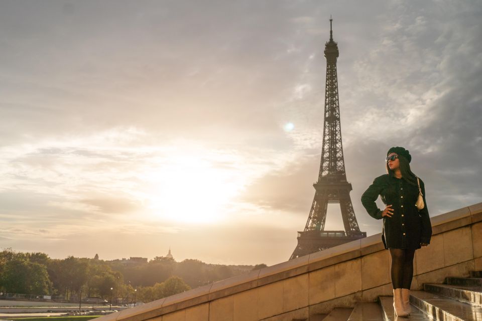 Paris: Eiffel Tower Private Professional Photoshoot - Key takeaways before you book