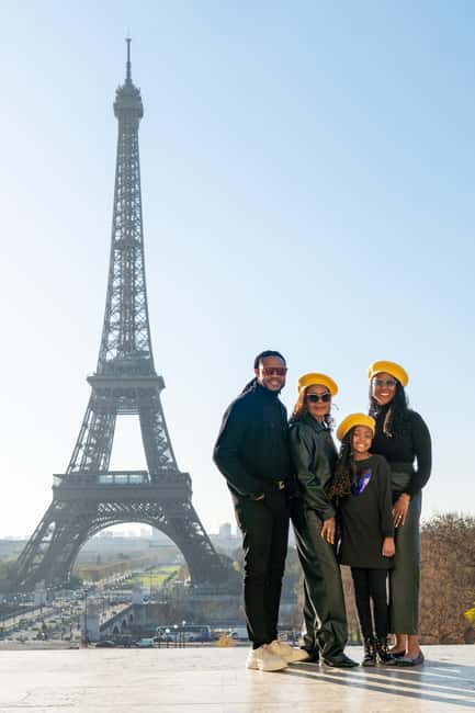 Paris: Eiffel Tower Private Professional Photoshoot - Should you book it?