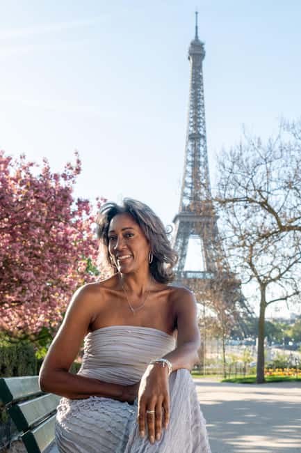Paris: Eiffel Tower Private Professional Photoshoot - Who this photoshoot suits best