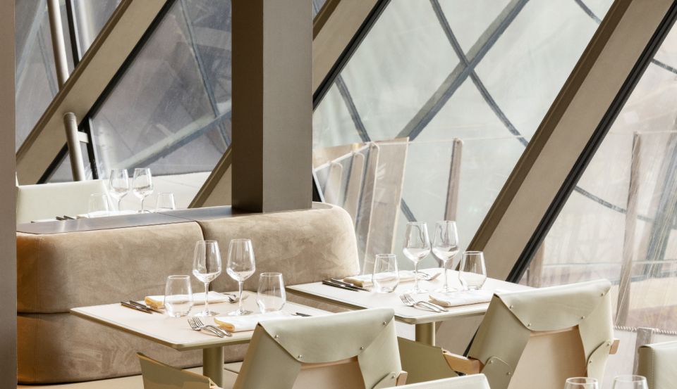 Paris: Eiffel Tower's Madame Brasserie 3-course lunch 12:00 - The 3-course lunch by Thierry Marx: what to expect