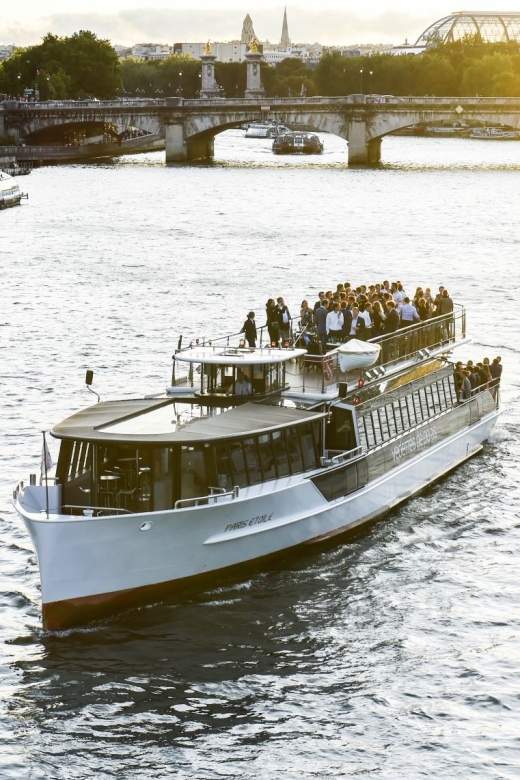 Paris: Evening River Cruise with Music - Music Playlist + Electric Boats = Better Night Atmosphere