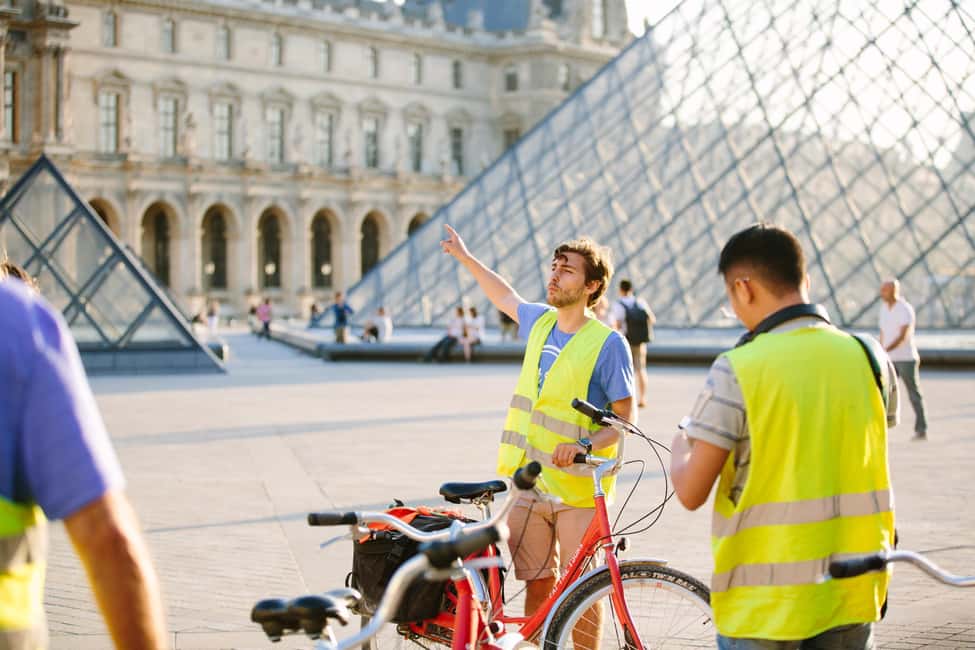 Paris Evening Snapshot Bike Tour - City of Lights timing: why the evening ride feels so special